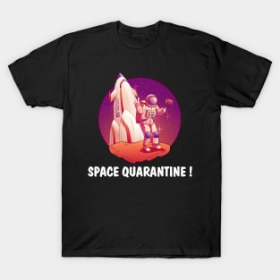 Astronaut making selfie on the moon T-Shirt